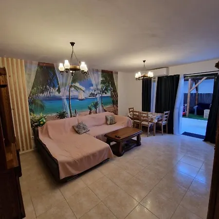 Holiday home Casa Oreo *